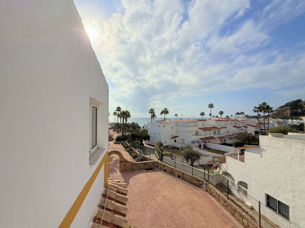 Townhouse Manilva Málaga - image 33