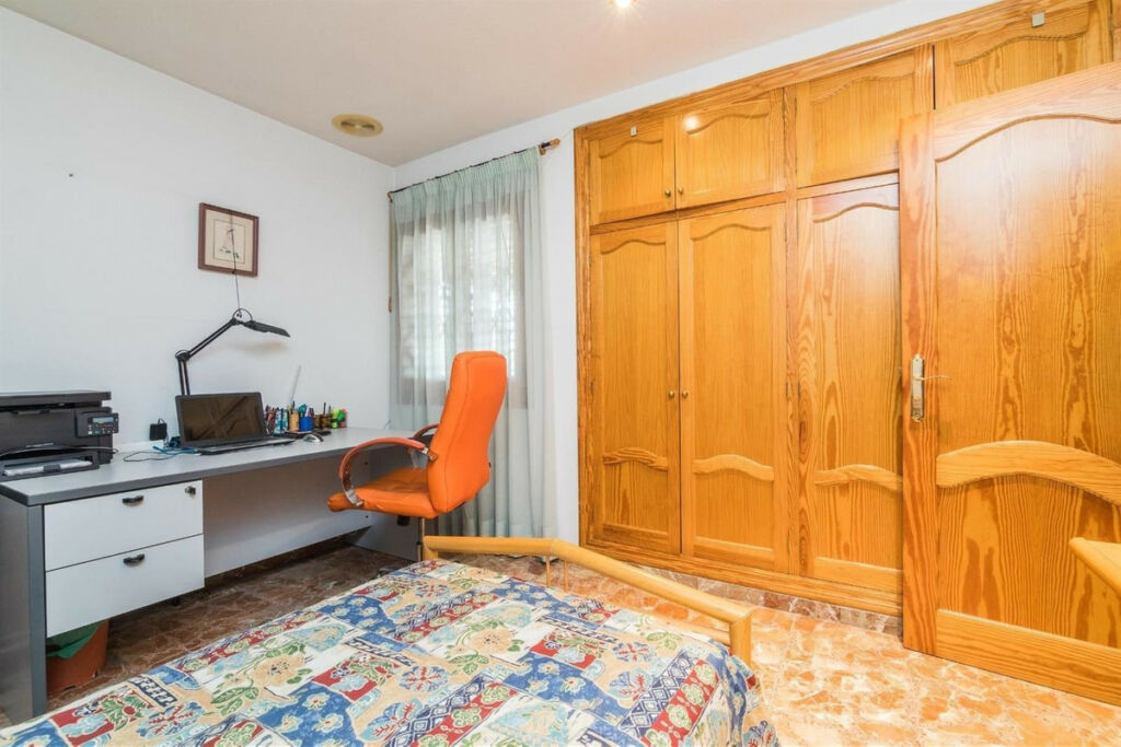 Detached Villa Elche Alicante - image 34