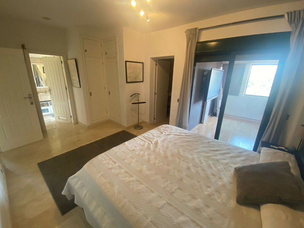 Penthouse Duplex Calahonda Málaga - image 34