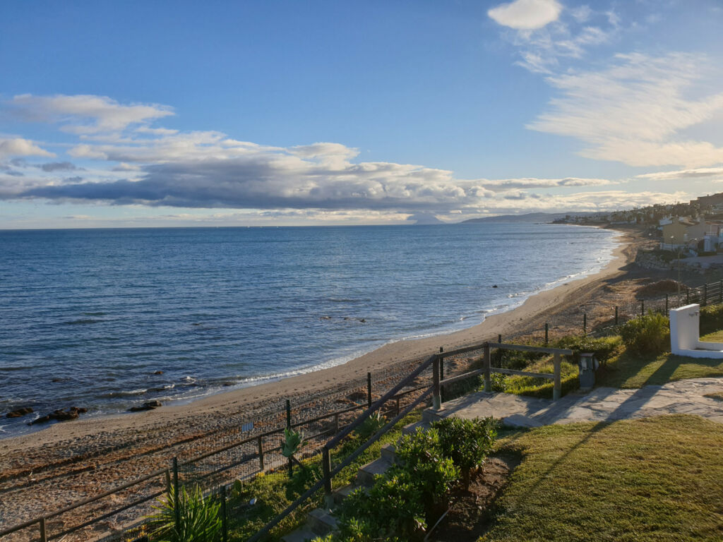 Detached Villa Estepona Málaga - image 33