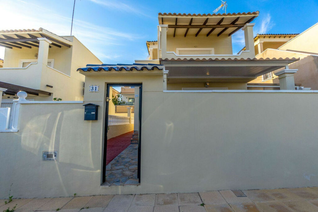 Detached Villa Orihuela Costa Alicante - image 35