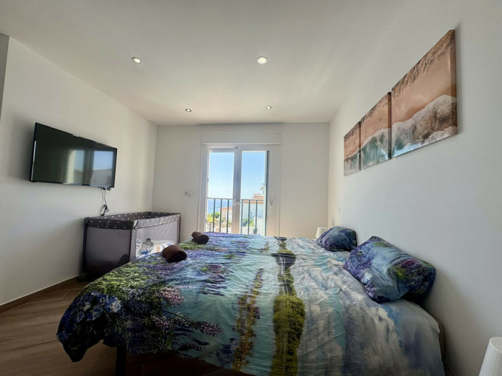 Detached Villa Estepona Málaga - image 35