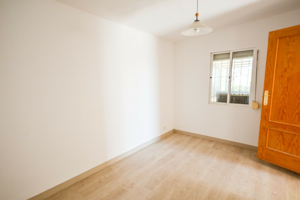 Detached Villa Estepona Málaga - image 35