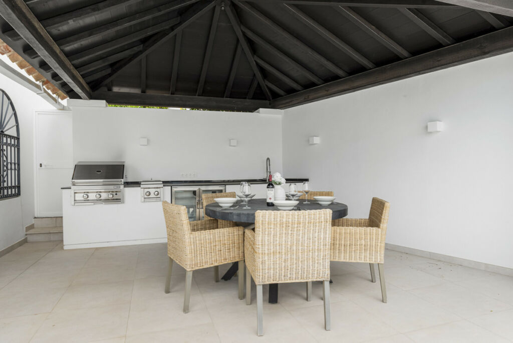 Detached Villa Benahavís Málaga - image 35