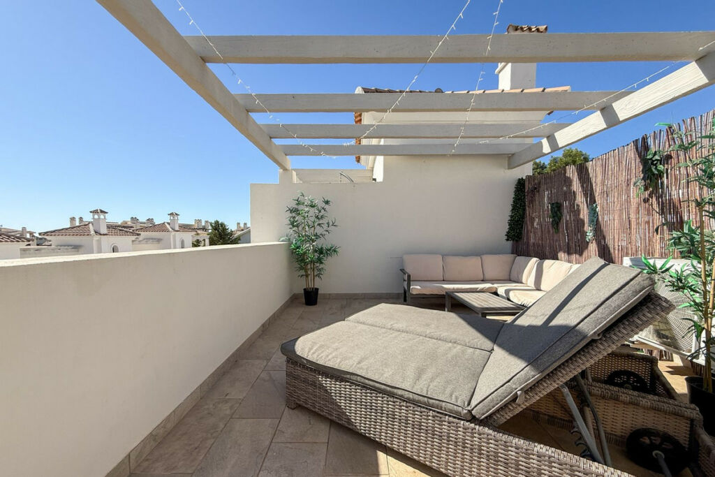 Townhouse El Paraiso Málaga - image 34