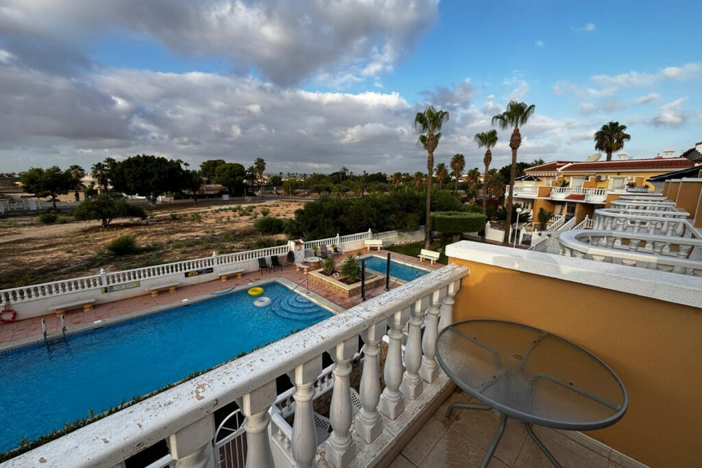 Semi-Detached House Dona Pepa Alicante - image 35