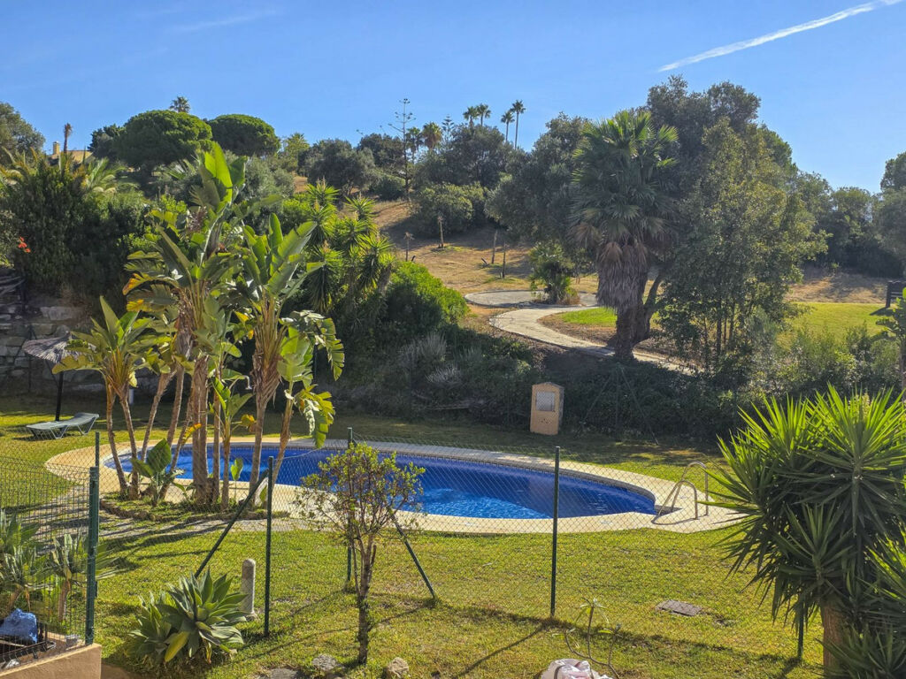 Townhouse La Duquesa Málaga - image 35