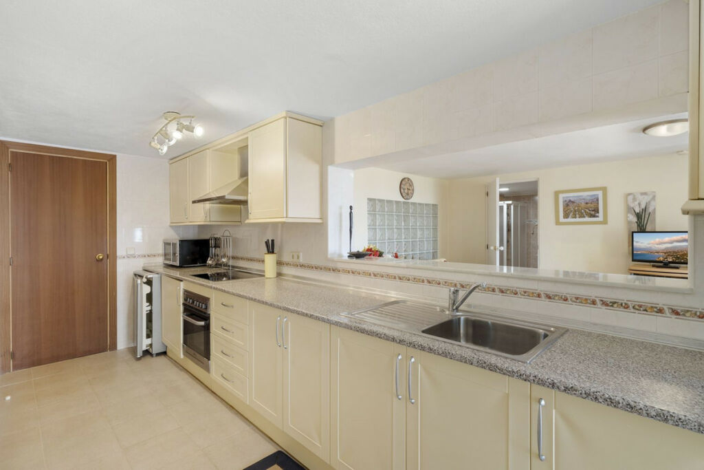 Semi-Detached House Calahonda Málaga - image 35