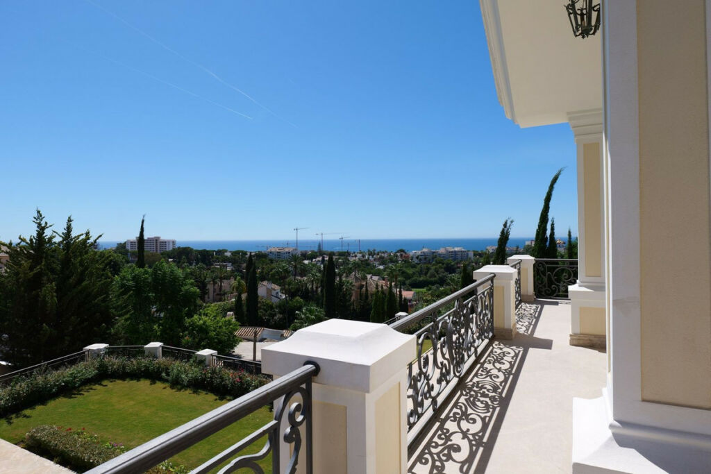 Detached Villa El Rosario Málaga - image 35