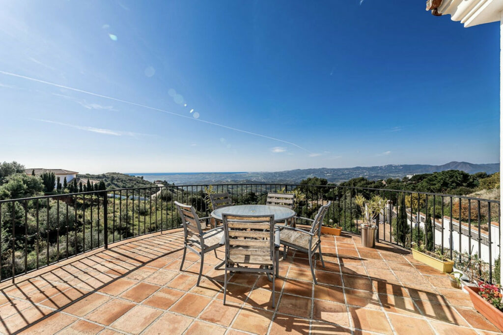 Detached Villa Valtocado Málaga - image 35