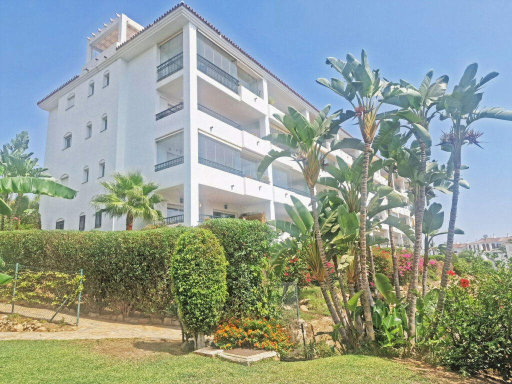 Ground Floor Apartment Calahonda Málaga - image 35