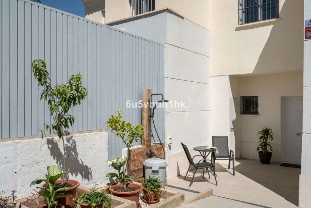 Townhouse Fuengirola Málaga - image 35