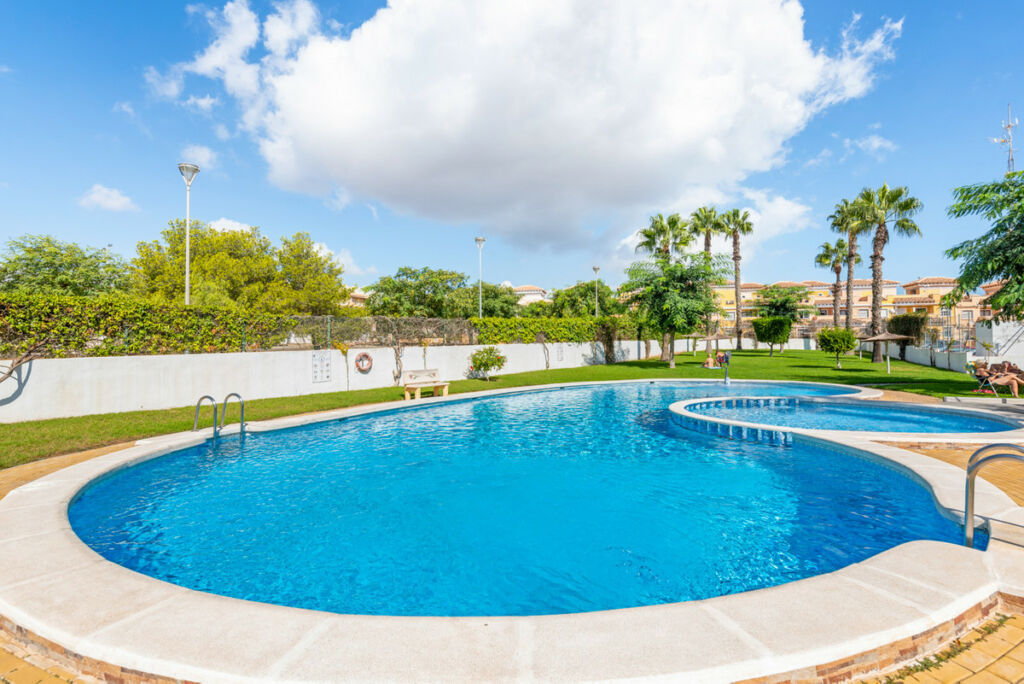 Townhouse Torrevieja Alicante - image 35