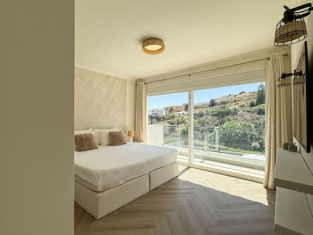 Detached Villa La Cala Golf Málaga - image 35