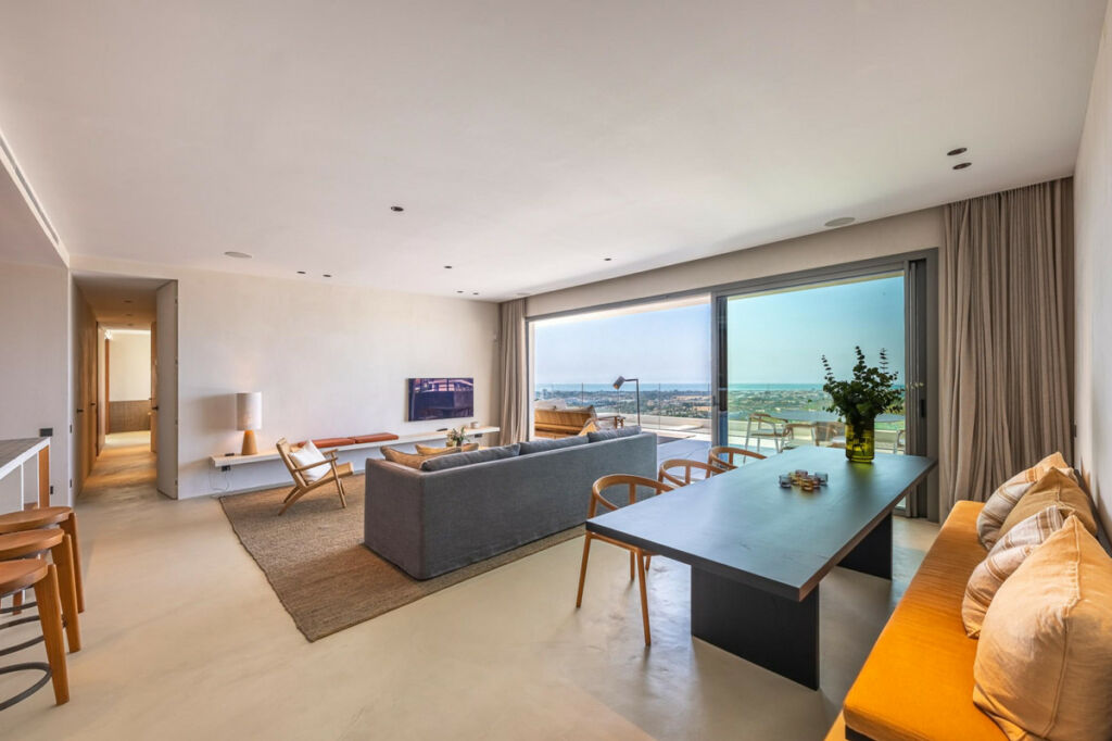 Middle Floor Apartment Benahavís Málaga - image 35