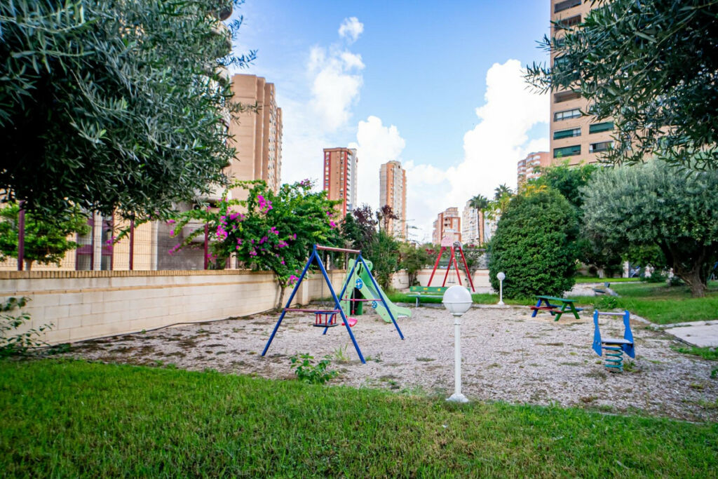 Middle Floor Apartment Benidorm Alicante - image 36