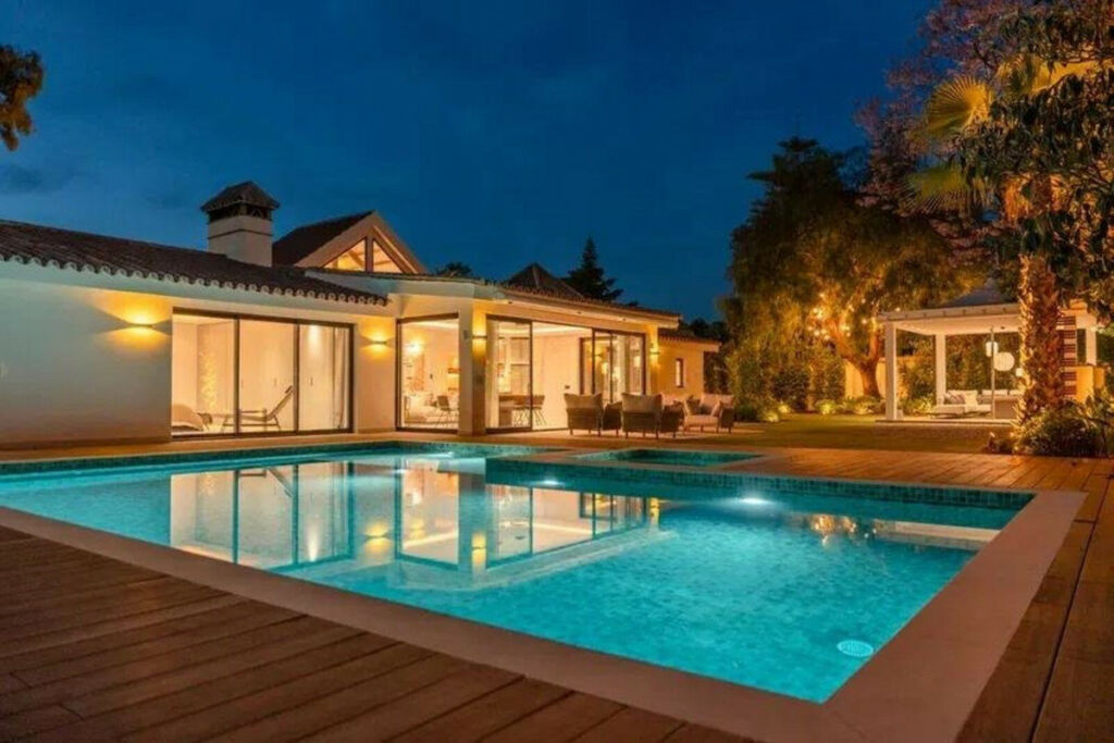 Detached Villa Puerto Banús Málaga - image 36