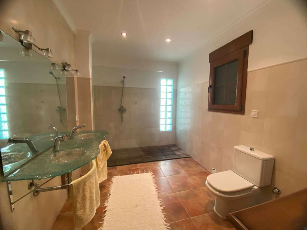 Detached Villa Moraira Alicante - image 36
