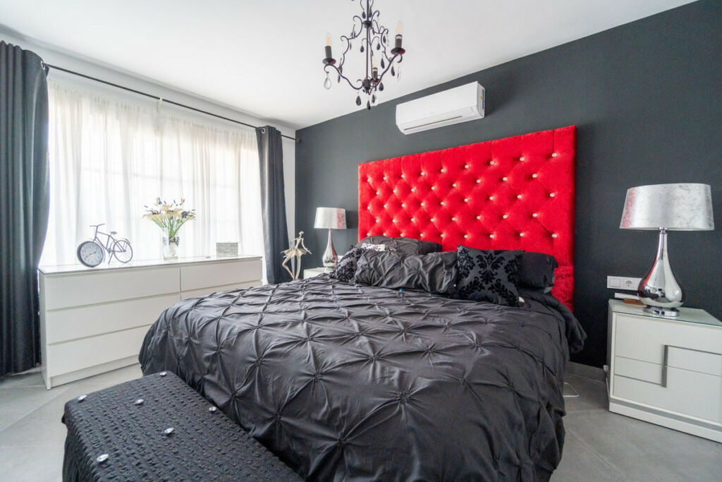 Detached Villa Fuengirola Málaga - image 36