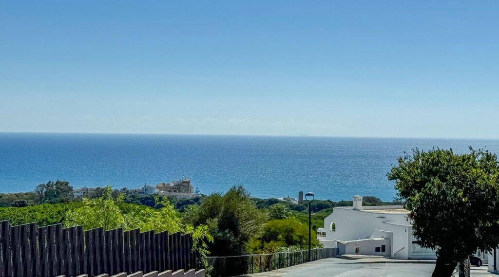 Ground Floor Apartment Cabopino Málaga - image 36