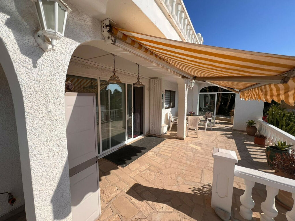 Detached Villa La Nucia Alicante - image 35
