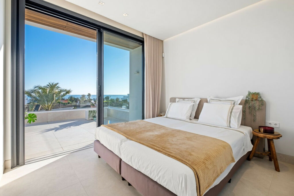 Detached Villa Marbesa Málaga - image 36