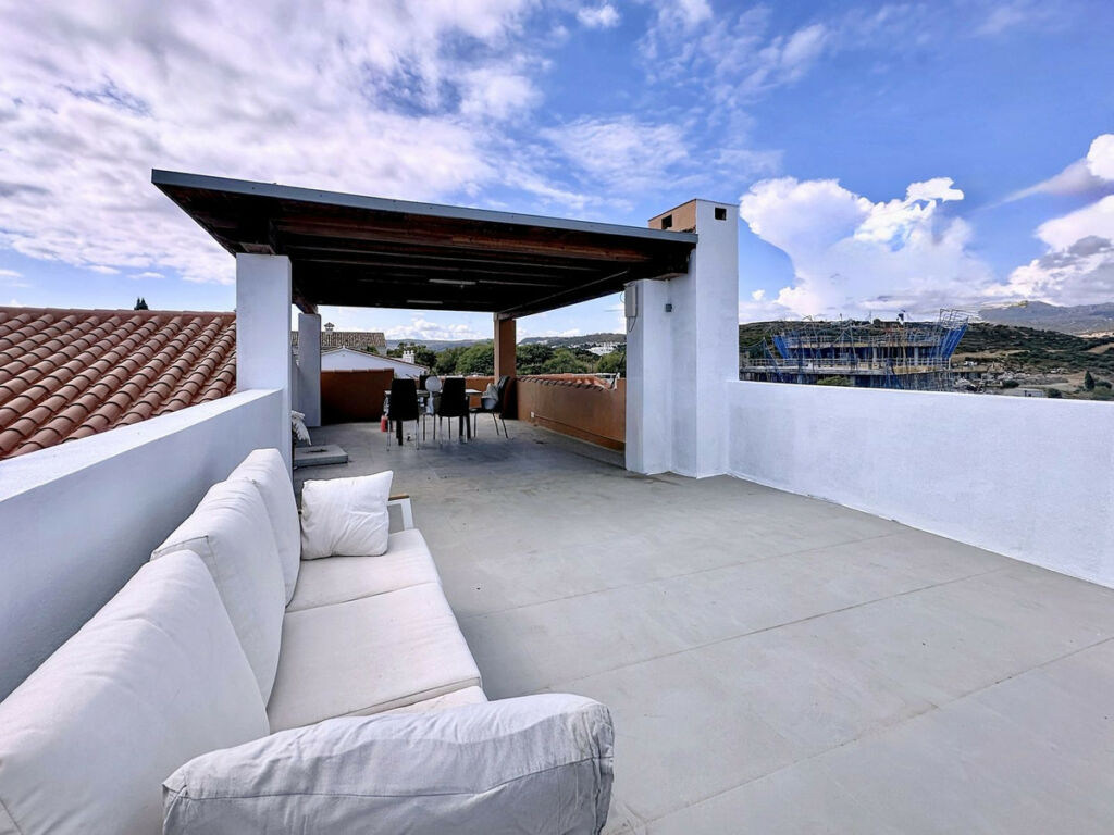 Detached Villa Estepona Málaga - image 36