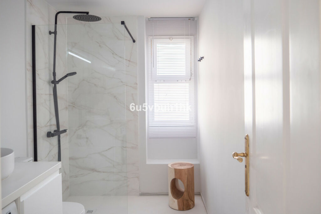 Townhouse Torrequebrada Málaga - image 36