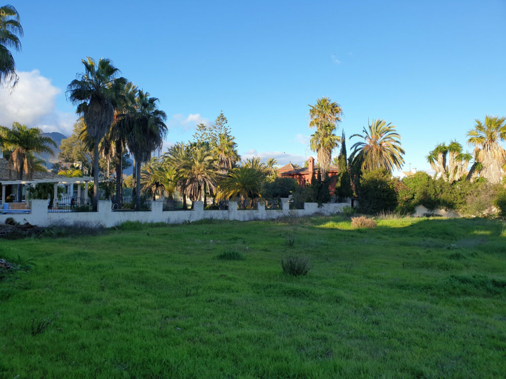 Detached Villa Estepona Málaga - image 35