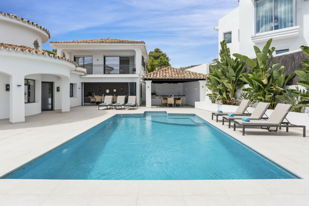 Detached Villa Benahavís Málaga - image 36