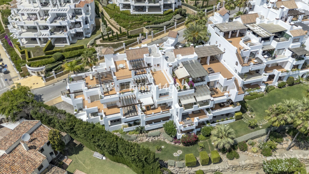 Penthouse Duplex Nueva Andalucía Málaga - image 36