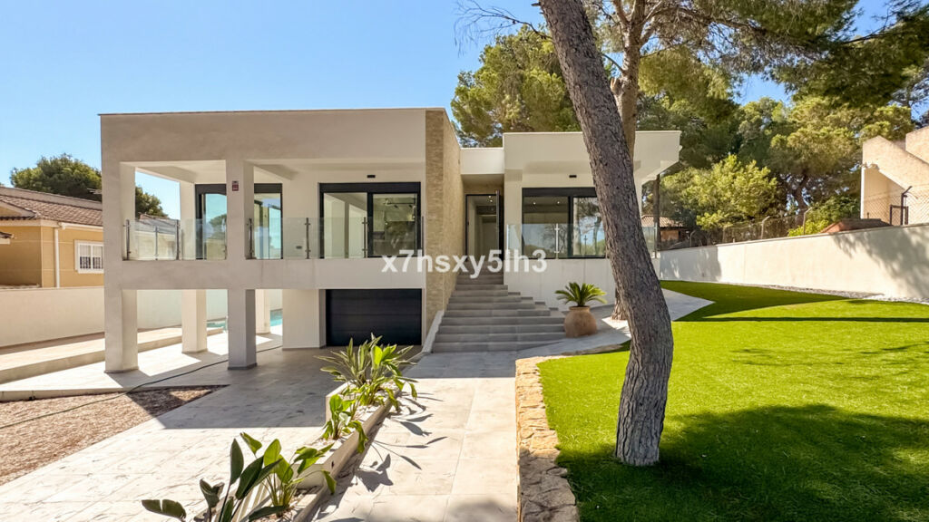 Detached Villa Los Balcones Alicante - image 36