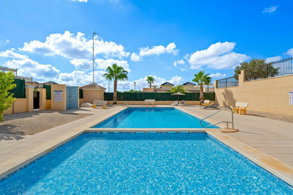 Detached Villa Rojales Alicante - image 36