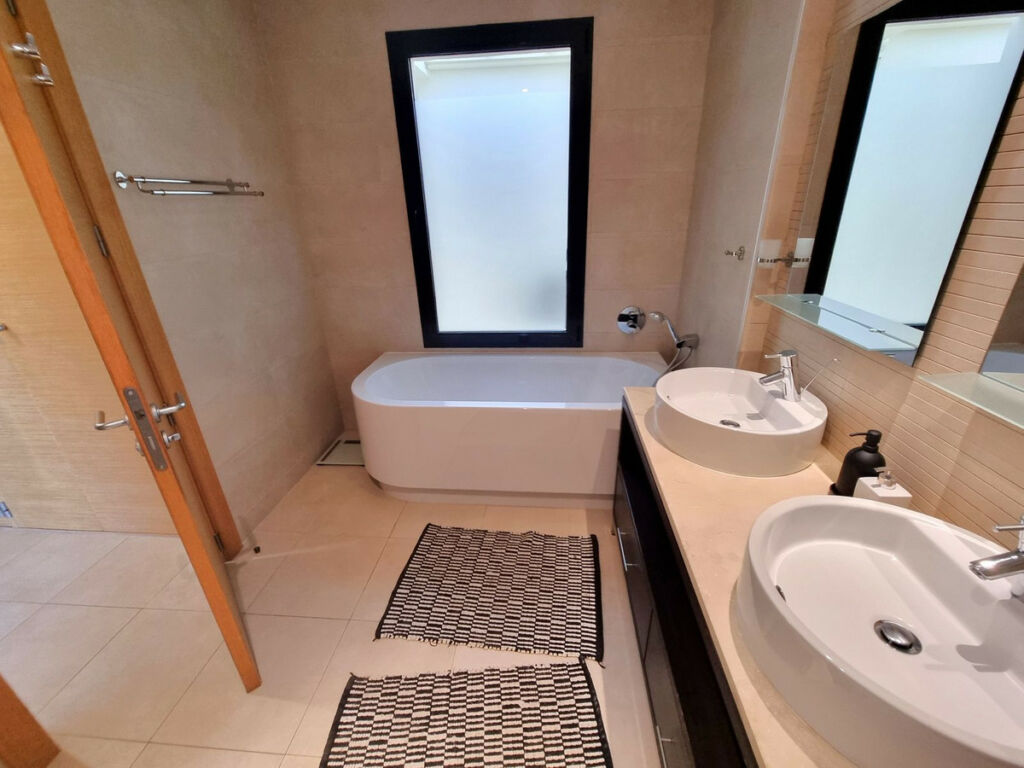 Ground Floor Apartment Altos de los Monteros Málaga - image 37