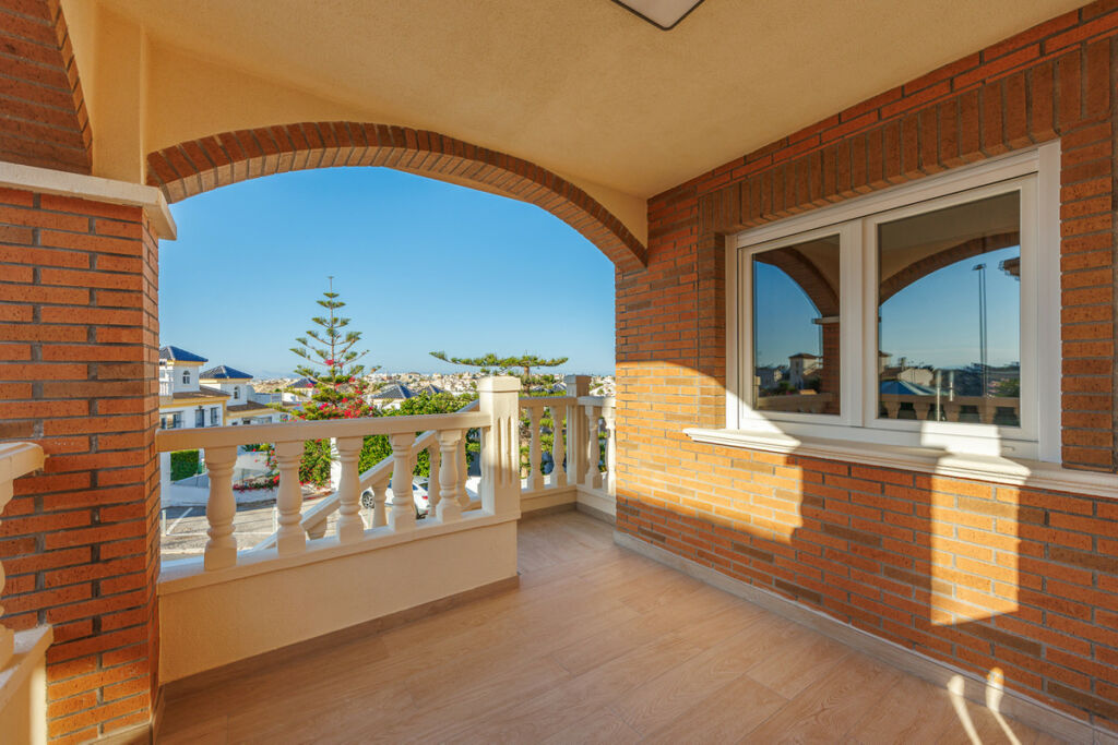 Detached Villa Rojales Alicante - image 37
