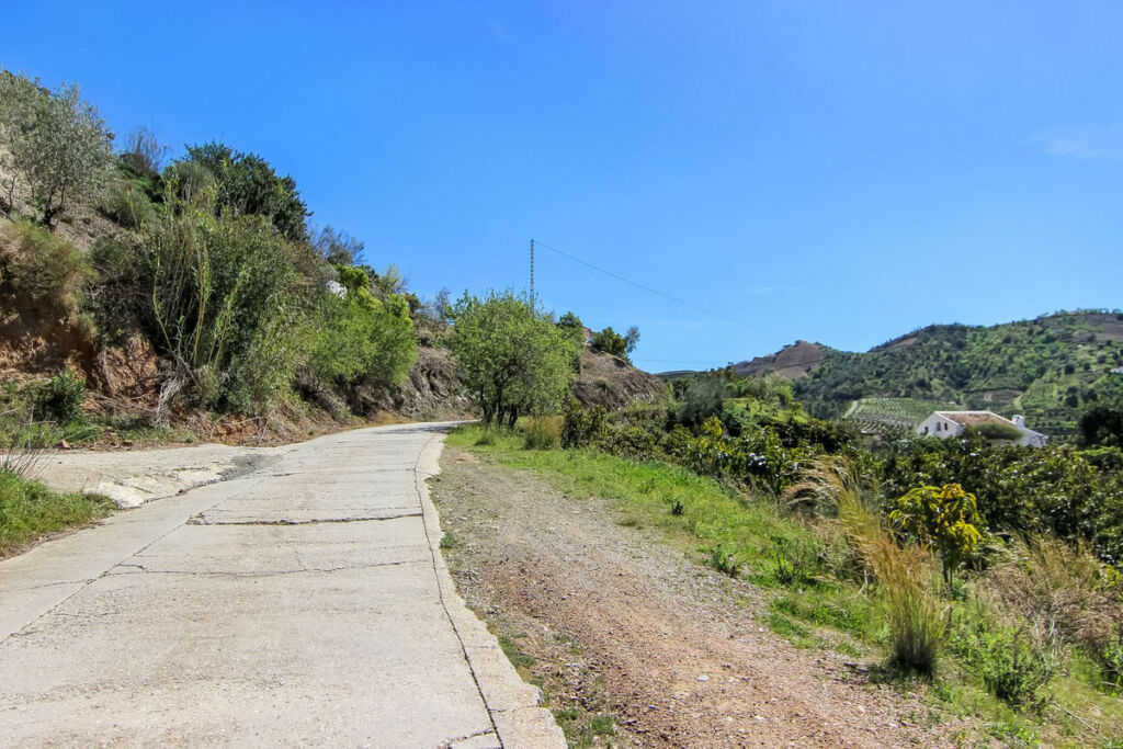 Semi-Detached House Cútar Málaga - image 37