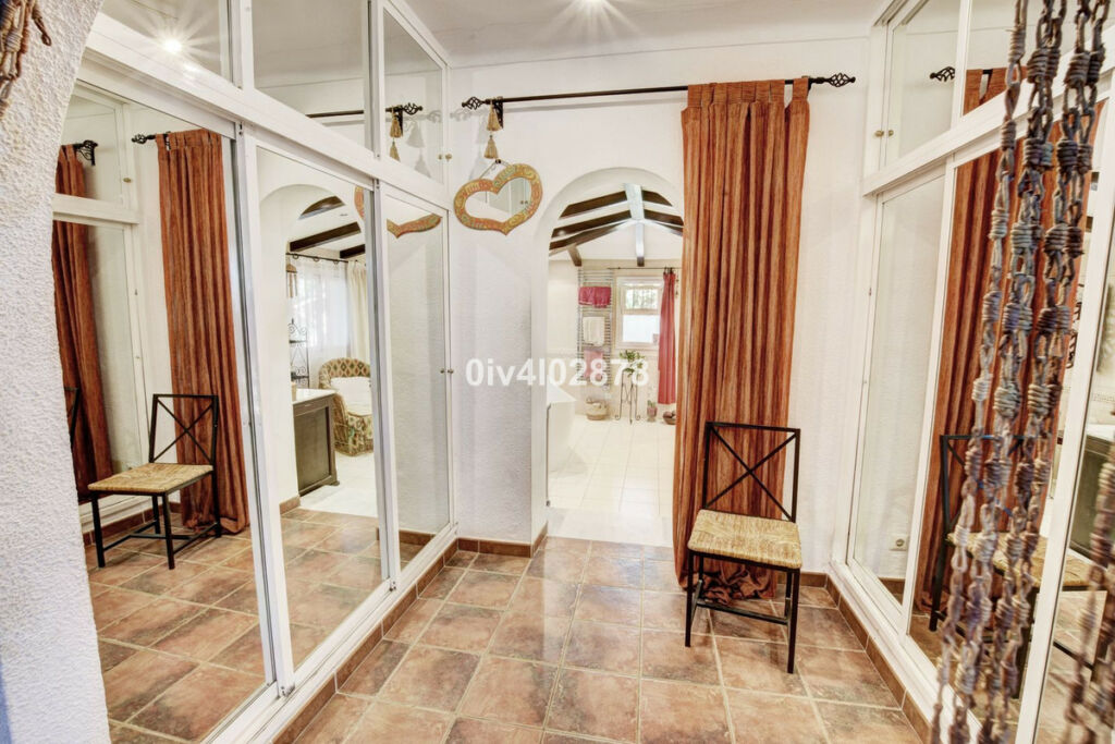 Detached Villa Benalmadena Pueblo Málaga - image 37