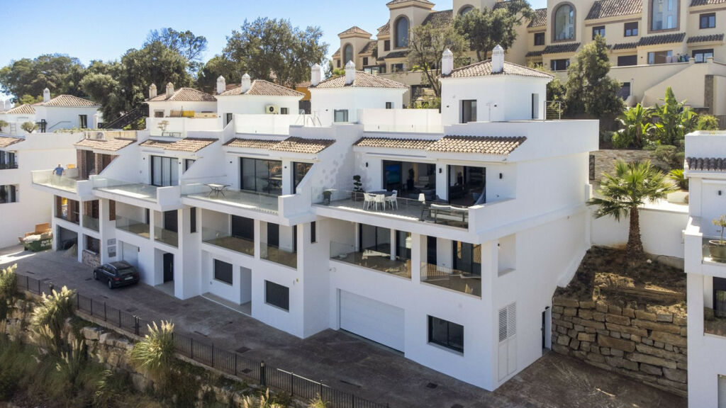 Townhouse La Mairena Málaga - image 37