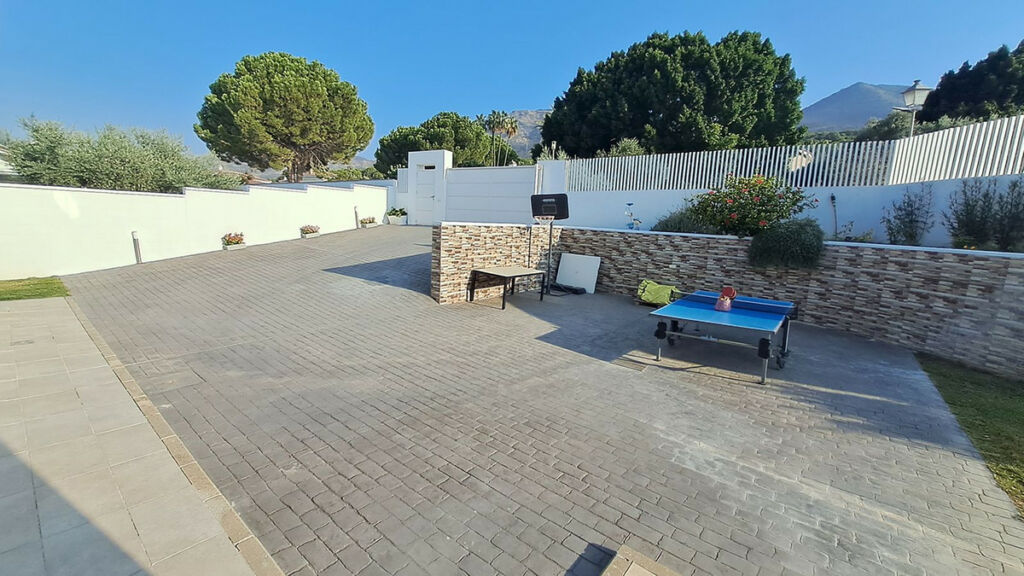 Detached Villa Alhaurín el Grande Málaga - image 37