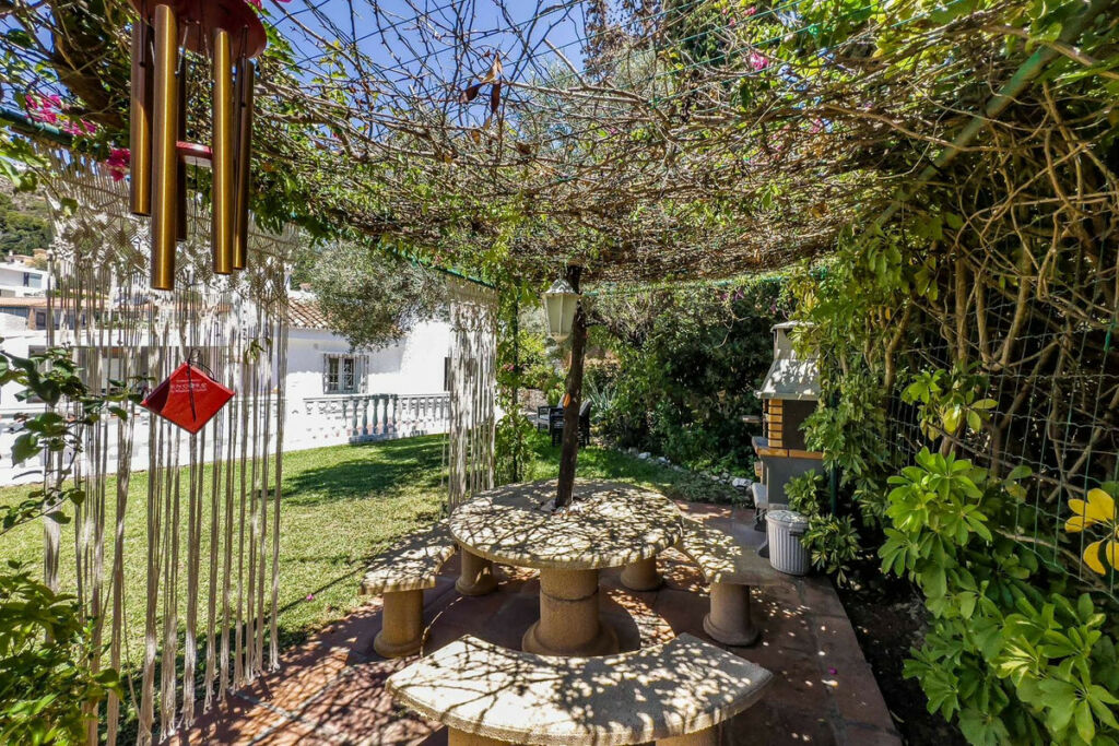 Detached Villa Benalmadena Málaga - image 37