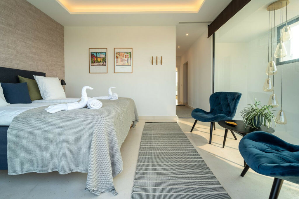 Semi-Detached House Cabopino Málaga - image 37