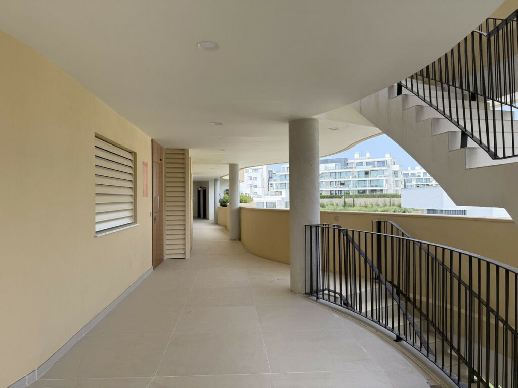 Middle Floor Apartment Higueron Málaga - image 37