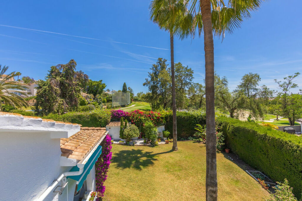 Detached Villa Guadalmina Alta Málaga - image 37