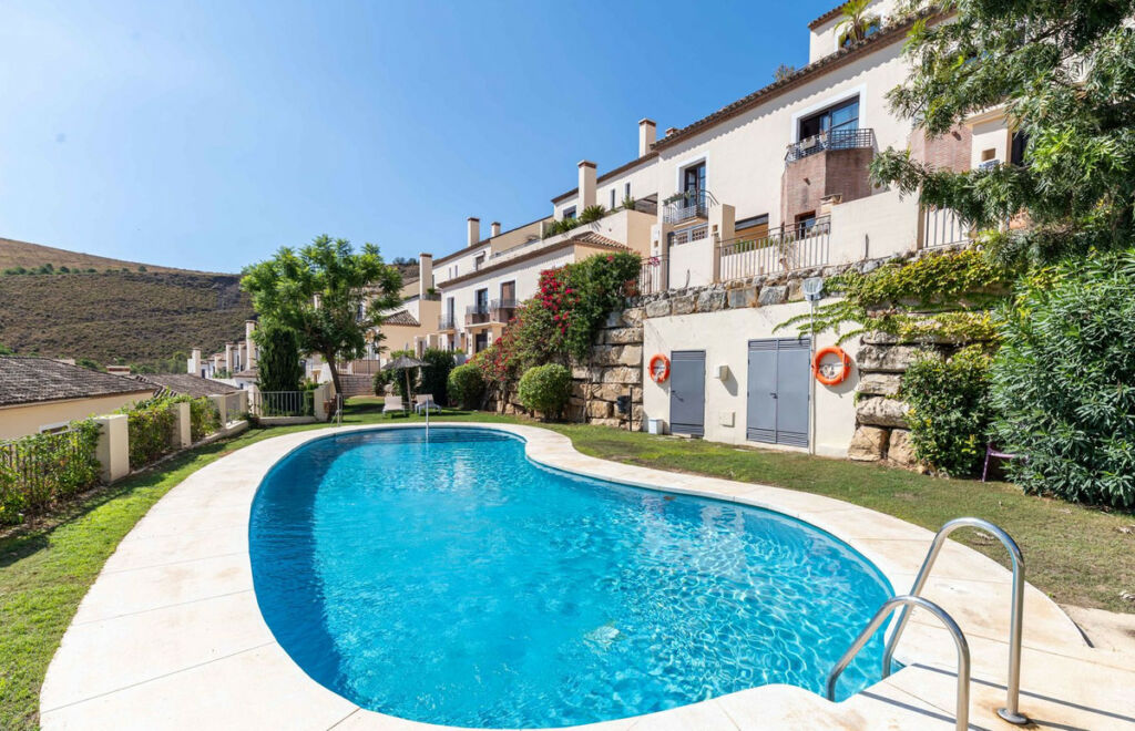 Townhouse Benahavís Málaga - image 37