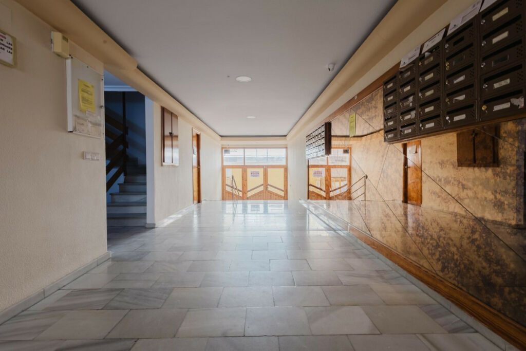 Middle Floor Apartment Torrevieja Alicante - image 37