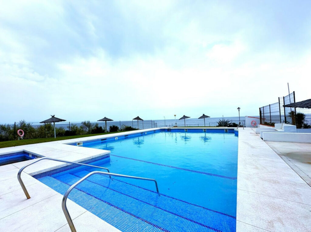 Townhouse Manilva Málaga - image 36