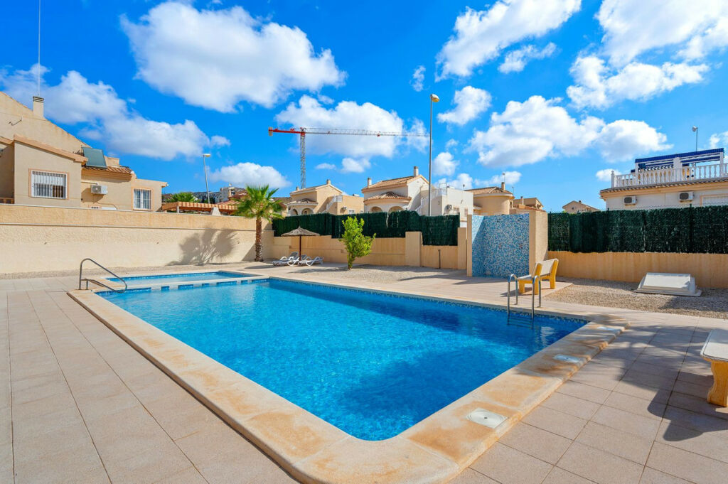 Detached Villa Rojales Alicante - image 37