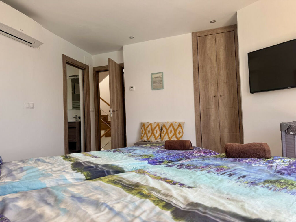 Detached Villa Estepona Málaga - image 38
