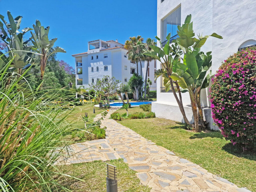 Ground Floor Apartment Calahonda Málaga - image 38