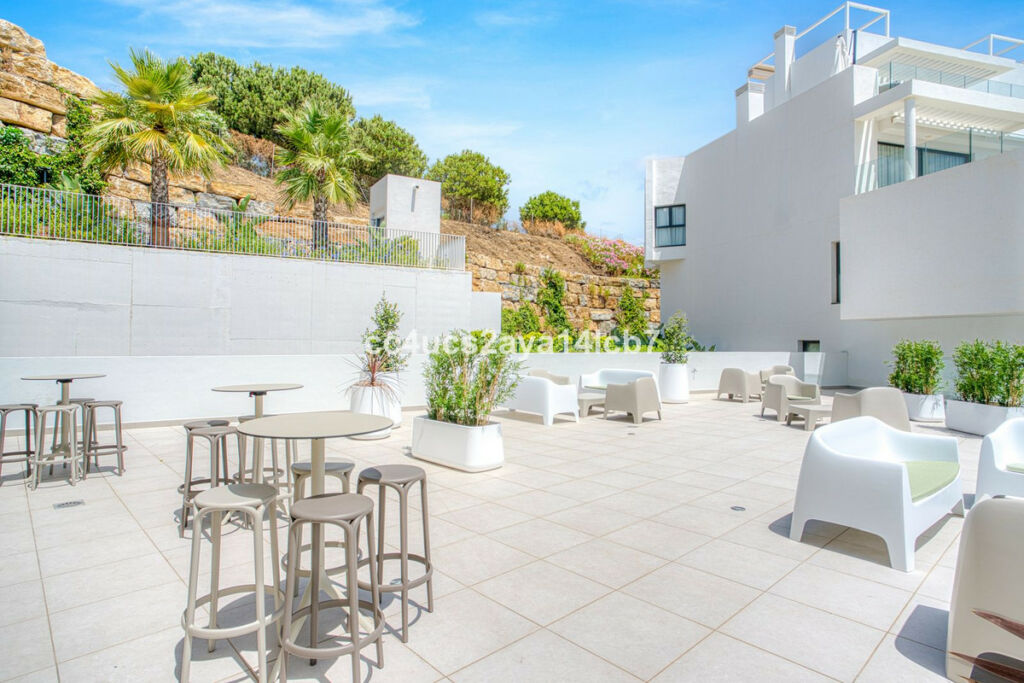 Middle Floor Apartment Calanova Golf Málaga - image 38